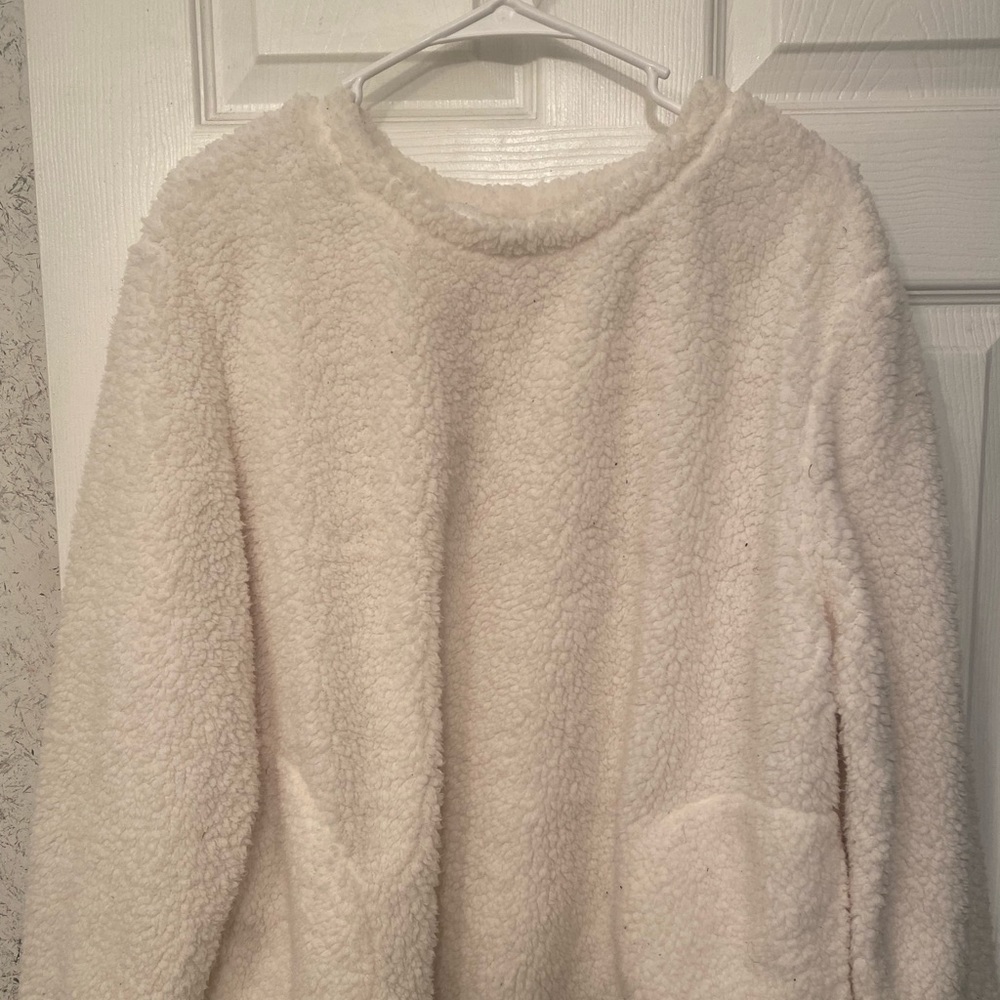 Sweater - Picture 3 of 3